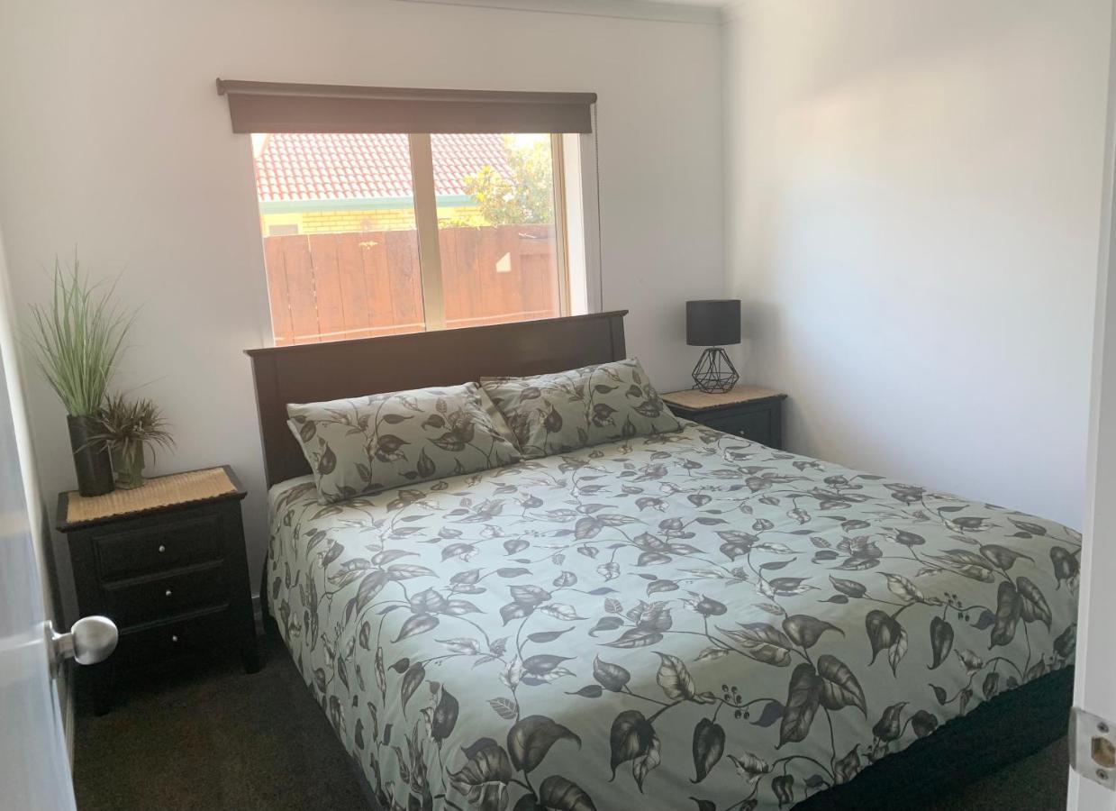 Bermuda B&B Папамоа Экстерьер фото